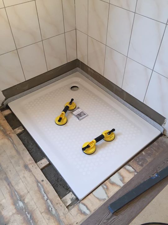 Endspurt in unserem ELEMENTS barrierefreien Traumbad. Heute haben wir die bodengleiche KALDEWEI Duschfläche Superplan…